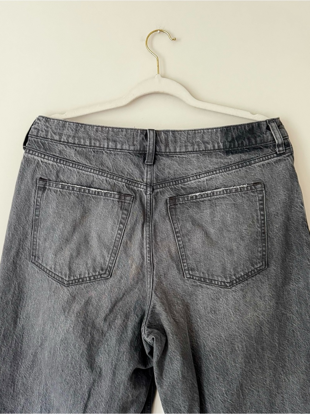 Abercrombie & Fitch High Rise Loose Jeans, Grey Wash Denim – Size 31 - Picture 7 of 8